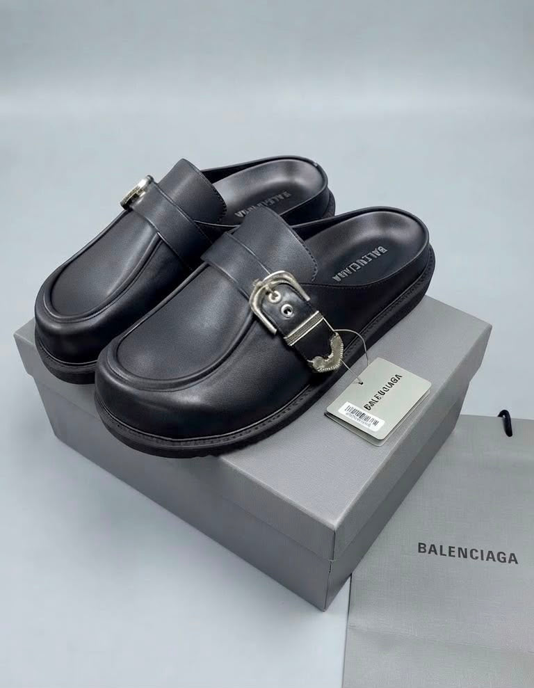 Balenciagaa